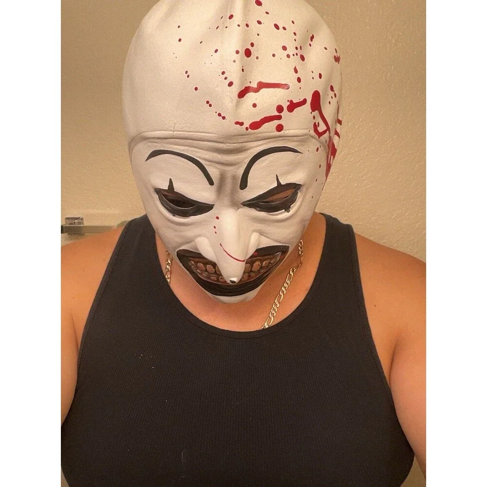 Trick or Treat Studios Terrifier - Art the Clown Bloody Mask Halloween Medium